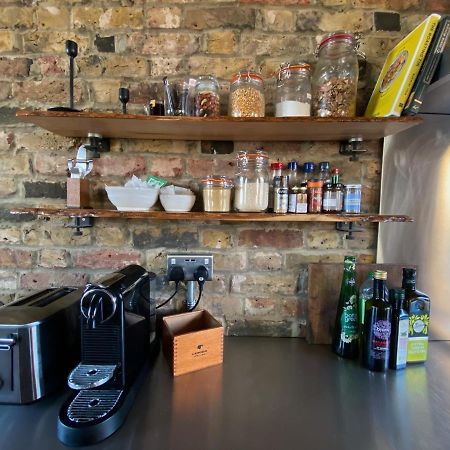 Bright & Beautiful Loft 10Mins To Shoreditch Лондон Екстер'єр фото